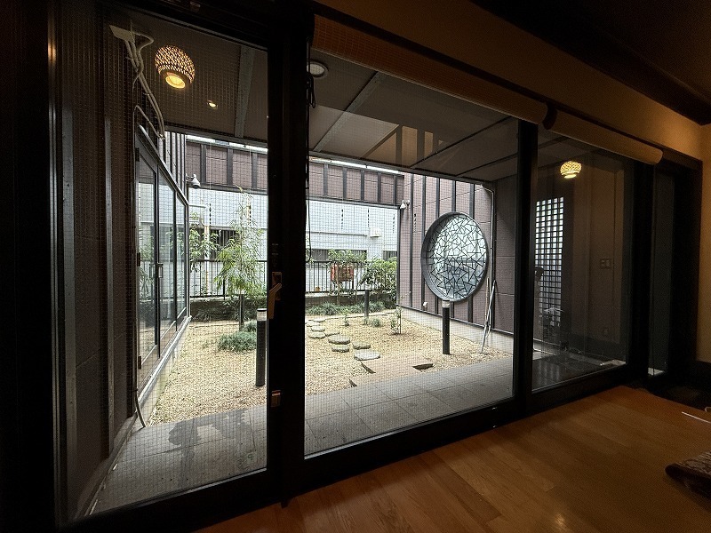 茨城県ひたちなか市の戸建てで防犯フィルムを施工
